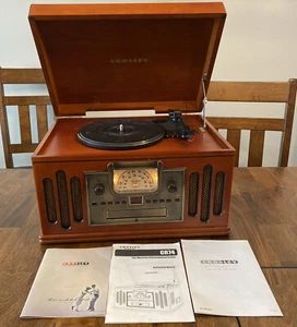 Crosley CR74 Music Entertainment Center Turntable/CD/AM-FM/Cassette Record used - Picture 1 of 8