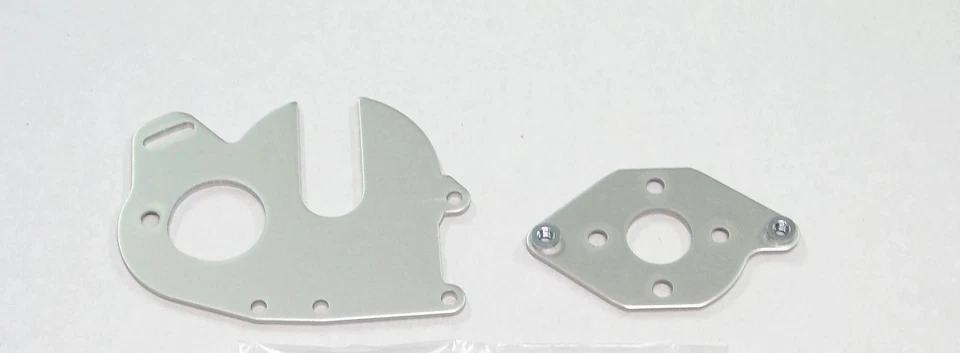 58489/ 84270 TAMIYA AVANTE 2011 Motor Plates (x2) 14305227/14305243 - Image 1 of 1