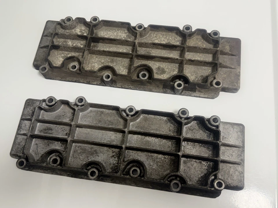 OEM Porsche 911 930 Turbo Válvulas Cubiertas Inferior Aluminio 69-89 Par 9301051160R Foto 1 de 3