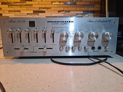 Marantz 4070 Console Amplificador Estéreo 2 + Quadradial 4 Vintage - Imagem 1 de 2