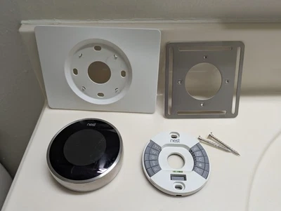 Nest T200577 Learning Thermostat (2nd Generation) Silver - Image 1 of 4