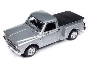 Auto World 1968 Chevy C10 Pickup Stepside Silver Poly 1:18 Scale 1/18 AW324 - Picture 1 of 3