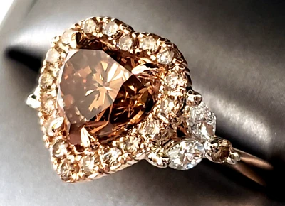 Elegante anillo de diamantes naturales marrón de 3,53 quilates en forma de corazón 14K s-8 Foto 1 de 4