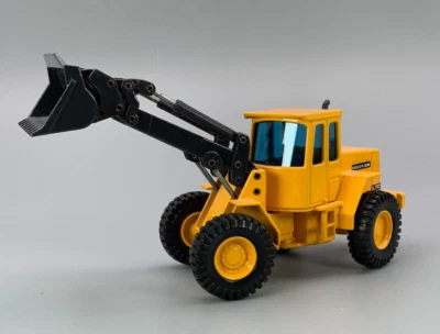 1/50 Scale Diecast Joal Compact Volvo BM L70 Loader D0445 LZ - Image 1 of 4