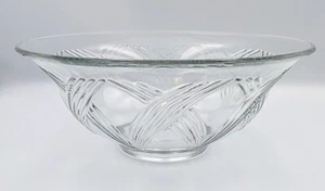 VTG MCM Anchor Hocking Large Clear Salad Bowl Crossing Swirls Design AHC66 11.2" - Picture 1 of 1