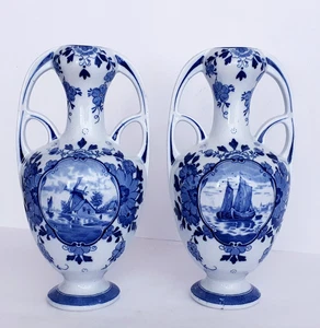 Antique DELFT BLUE & WHITE PAIR OF AMPHORA VASES 10.2 INCHES WINDMILL- EXCELLENT - Picture 1 of 7