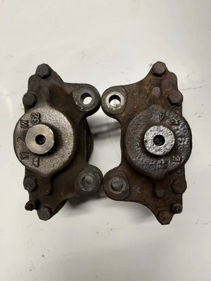 Pinzas de freno Datsun 240z 260z 280z Sumitomo para reacondicionamiento originales. Foto 1 de 4