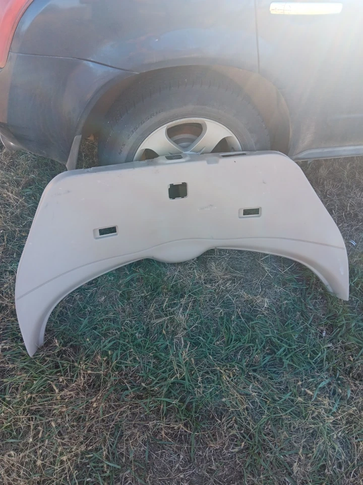 2004-2007 Nissan Mursno Loft Gate Panel Cover - Image 1 of 3