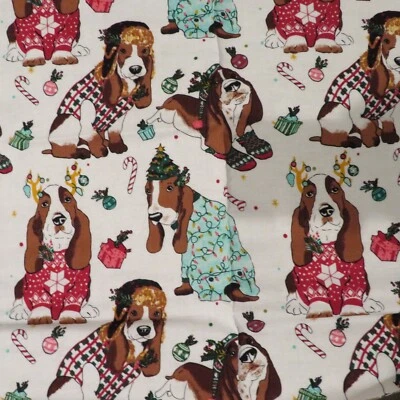 Pijama de Navidad Pioneer Woman Basset Hound Charlie Fat Quarter 18" x 21' NUEVO Foto 1 de 4