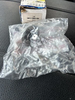 Bombilla original Ford 3W1Z-13N021-BA Foto 1 de 4