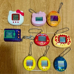 Vintage Handheld Games Lot Tamagotchi Digimon Sanrio Tested JAPAN free shipping - Picture 1 of 2