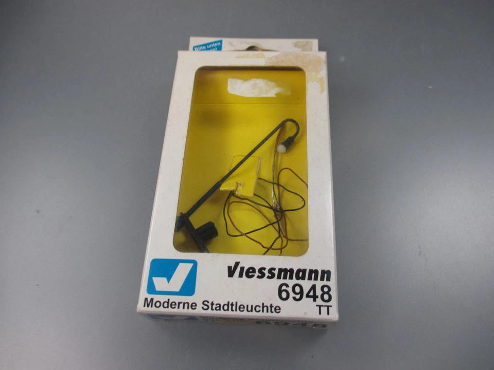 Viessmann  Spur TT:  Nr. 6948  Moderne Stadtleuchte  (Stiege19) - Bild 1 von 1