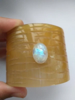 Brazalete bohemio cuerno de búfalo natural con piedras preciosas arco iris Foto 1 de 4