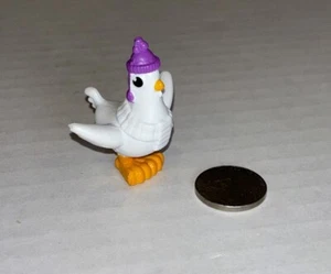 Paw Patrol Chickaletta Pet Chicken Figure Hat & Scarf Marshall Rescue Set 1.75" - Picture 1 of 5