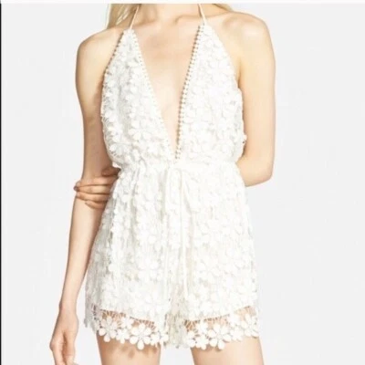 Mameluco con cordón halter de encaje blanco Missguided talla 8 Foto 1 de 4