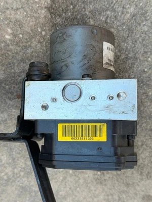 Módulo de bomba de freno ABS híbrido Hyundai Sonata 2011-2016 OEM 58920-4R000 Foto 1 de 4