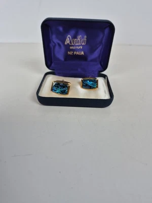 Gemelos de colección Ariki azul abulón Nueva Zelanda Paua Shell placa de oro 22k rectangular Foto 1 de 4