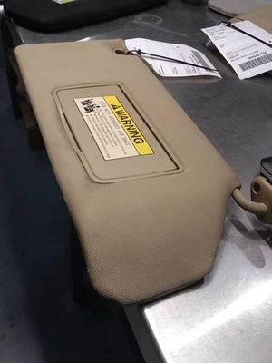 Parasol derecho usado se adapta a: Honda Odyssey 2008 iluminado grado A derecho Foto 1 de 4