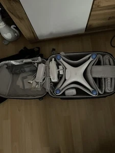DJI Phantom 4 - Bild 1 von 3