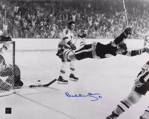 Foto 16x20 firmada (Orr) Bruins "The Flying Goal" de Bobby Orr - Imagen 1 de 2