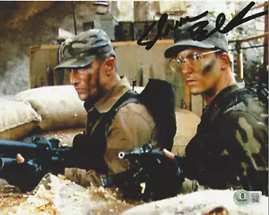 SHANE BLACK SIGNED 'PREDATOR' HAWKINS 8x10 MOVIE PHOTO 8 ACTOR BECKETT BAS COA - Picture 1 of 3