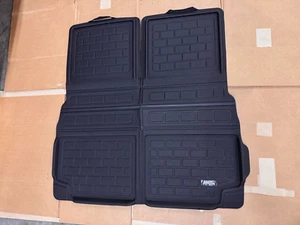 *LIKE NEW* 3D Maxpider (M1BM1051309) 2nd Row Kagu Cross Fold Cargo Liner - Black - Foto 1 di 3