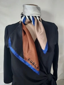 Pañuelo seda Furla marrón y azul - Imagen 1 de 1