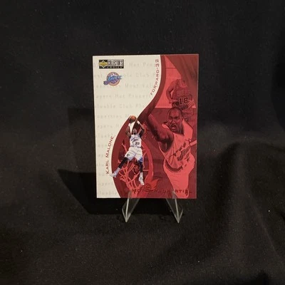 1997 Upper Deck collectors Choice Hot Properties #382 Karl Malone Utah Jazz - Image 1 of 2