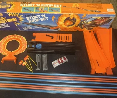 Vintage 1983 Matchbox Mega-Blasters Cap Car Stunt'N Jump set Factory. Complete - Image 1 of 4