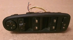 INTERRUPTOR VENTANA LADO CONDUCTOR DELANTERO DERECHO CITROEN GRAND PICASSO 08-14 96639383ZD - Imagen 1 de 18