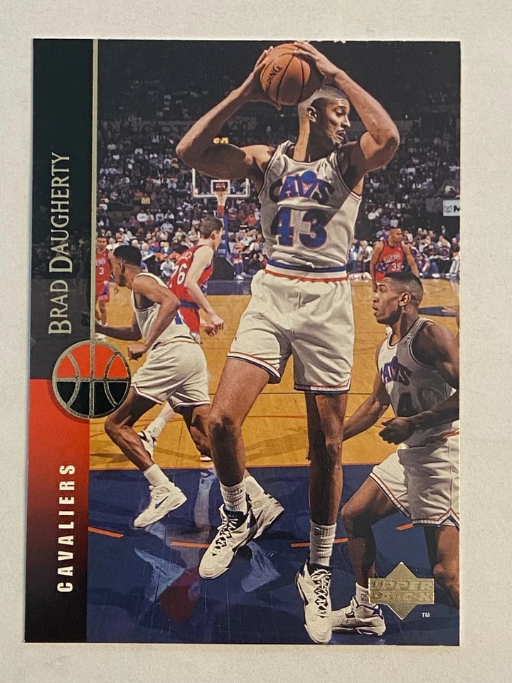 1994 Upper Deck #114 Brad Daugherty Cleveland Cavaliers  - Image 1 of 2