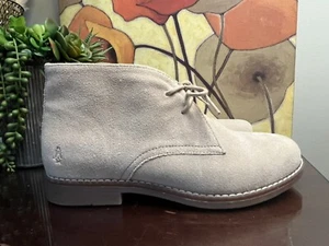 Hush Puppies Boots Womens 8.5 Cyra Catelyn Chukka Ankle Booties Buff Sand Suede - Picture 1 of 14