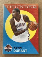 2011-12 Panini Past and Present #118 Kevin Durant Basketball Card