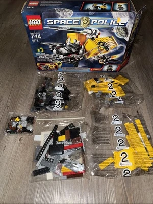Lego Space Police 5972 Space Truck Getaway MISSING MINI FIGURES Set Sealed Bags - Image 1 of 4