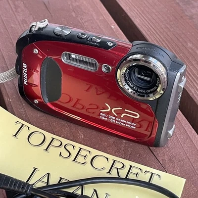 FUJIFILM FinePix XP60 5x ZOOM 16.4MP Water Proof Compact Digital Camera English - Image 1 of 4