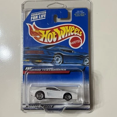 RARE 2000 HOT WHEELS FERRARI TESTAROSSA WITH OFFICIALLY LICENSED STICKER - image 1 of 4