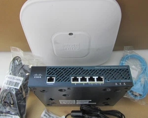 Cisco WLAN 2500 Series Model 2504 Wireless Controller + Aironet Access Point - Bild 1 von 5