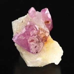 Coll. Melanson TN Corindón var. Ruby Hunza Valley, Gilgit, Pakistán 1212-1391 - Imagen 1 de 6