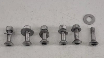 1986 Yamaha IT200 IT 200 Rear Sprocket Hardware - Image 1 of 4