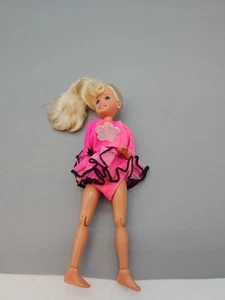 Vintage Articulated blonde stacey barbie doll Pink Outfit Excellent - Picture 1 of 7