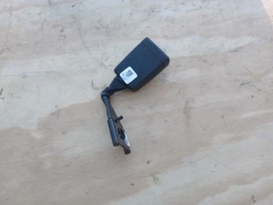 2014-2020 JEEP CHEROKEE PASSENGER REAR CENTER SEAT BELT BUCKLE OEM 1UU691X9AD - Picture 1 of 9