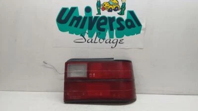 1988-1989 Hyundai Excel Passenger Side Tail Light — 第 1/4 张图片
