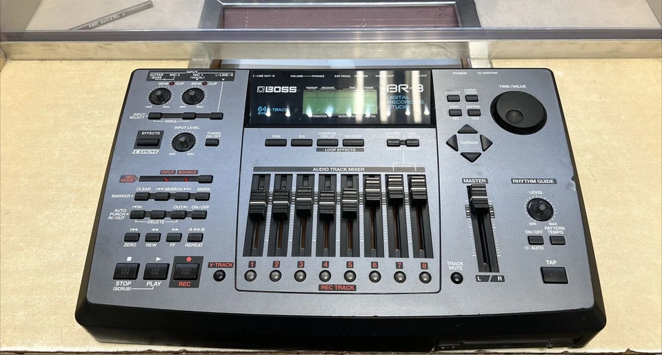 Estudio de grabación digital BOSS BR-8, para piezas Foto 1 de 1