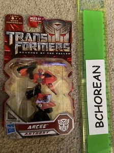 Transformers Movie Revenge Of The Fallen Legends Class Arcee 2009 New - Picture 1 of 2