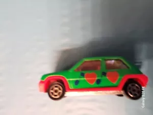 1/51 MAJORETTE C-Renault 1985 SUPERCINQ GT Turbo N 205 Girls Series Green France - Picture 1 of 4