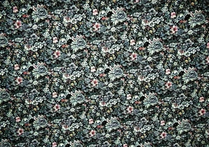 Popeline ♥ Baumwolle Stoff ♥ Patchworkstoff ♥ Rosen ♥ Blumenmuster ♥ Schwarz - Bild 1 von 1