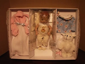 Effanbee Hasen & Bären Layette Neu NRFB - Bild 1 von 13