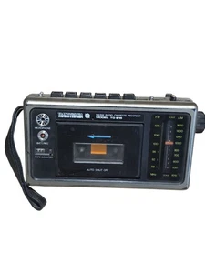 Radio Cassette Recorder Vintage TRANSYLVANIA MODEL 915 NON TESTATO - Foto 1 di 5