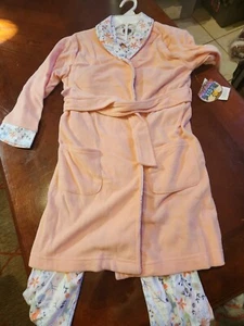 New Bass Pro Shop Outdoor Kids 3 Pc Long Sleeve Fleece Pajamas & Robe. Peach - Picture 1 of 3