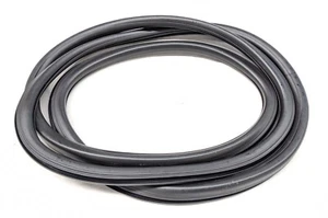 FIAT 124 125 SEDAN FRONT WINDSCREEN WINDSHIELD RUBBER - Picture 1 of 1